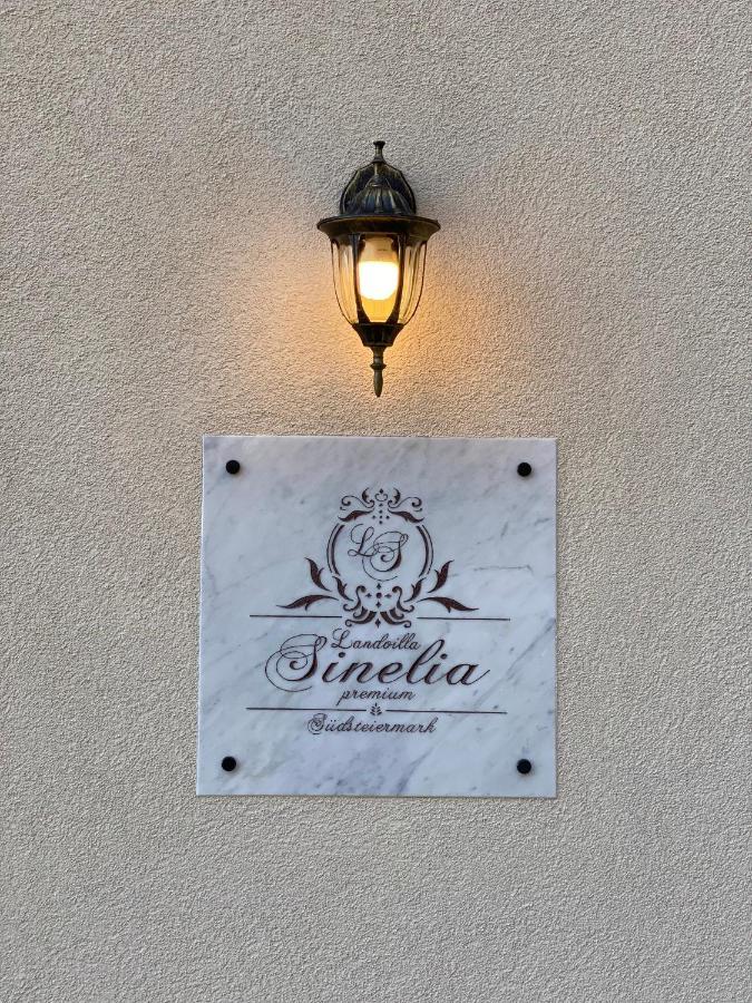 Landvilla Sinelia Premium Dietersdorf am Gnasbach المظهر الخارجي الصورة